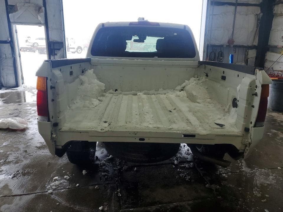 2023 NISSAN FRONTIER S 6