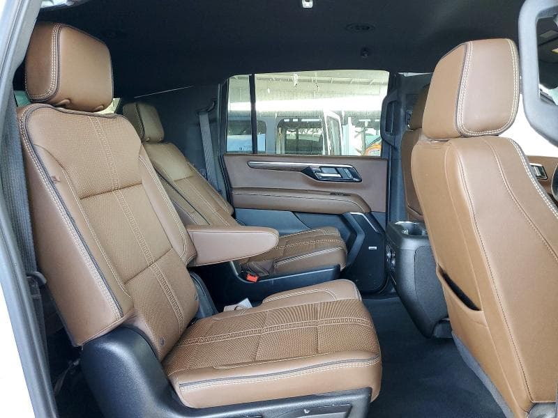 2025 CHEVROLET SUBURBAN K1500 HIGH COUNTRY 11