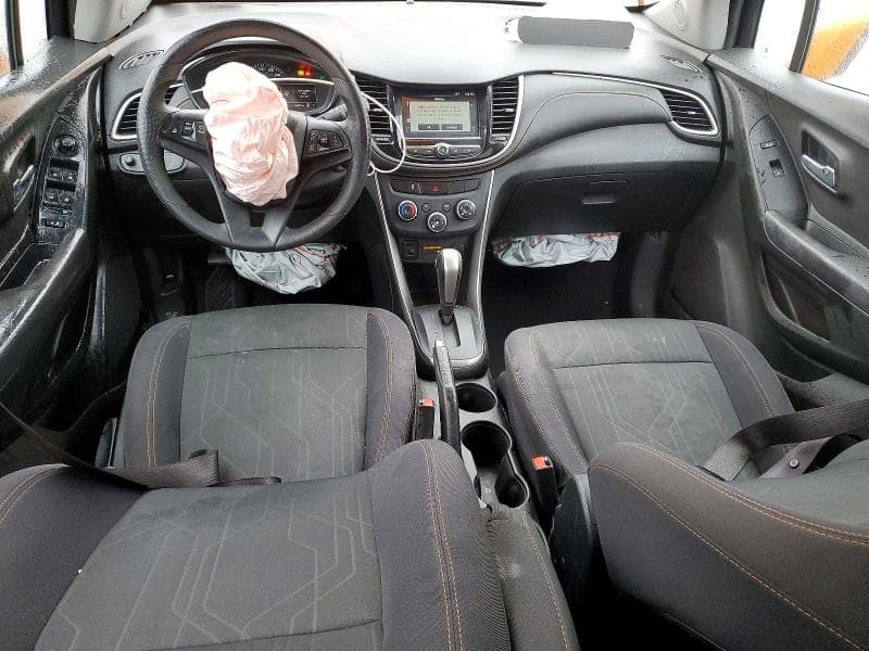 2017 CHEVROLET TRAX 1LT 8
