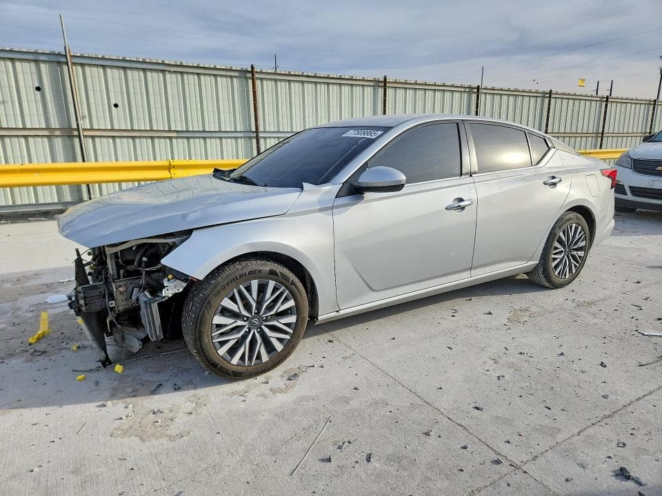2023 NISSAN ALTIMA SV - 1