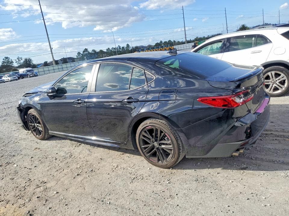 2026 TOYOTA CAMRY SE 2