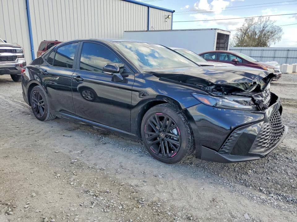 2026 TOYOTA CAMRY SE 4