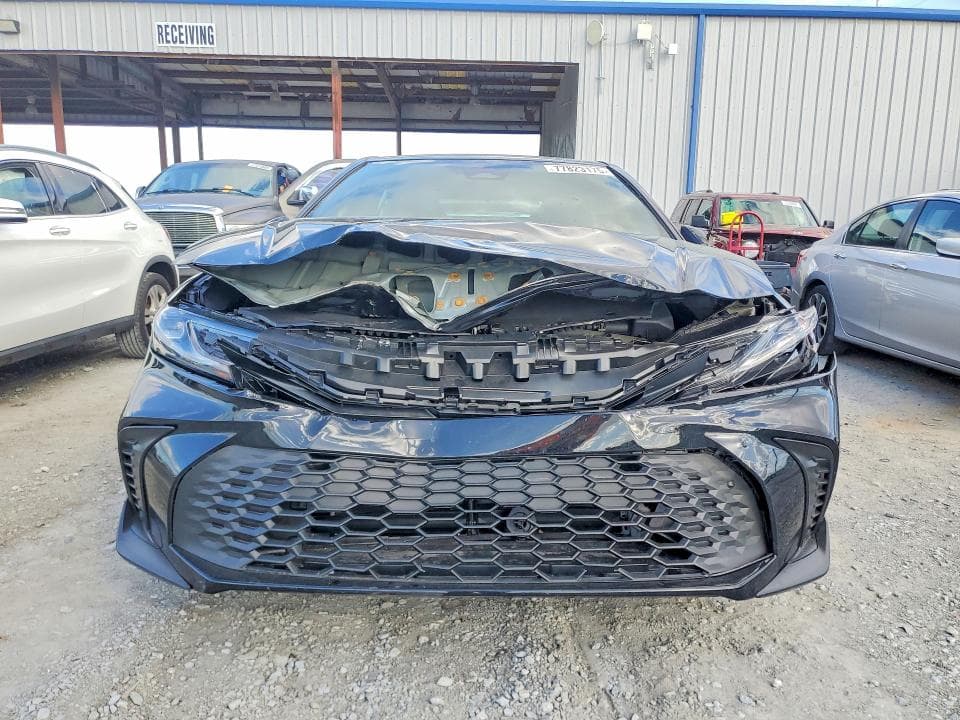 2026 TOYOTA CAMRY SE 5