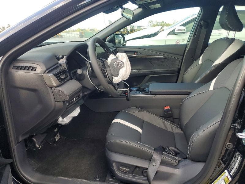 2026 TOYOTA CAMRY SE 7