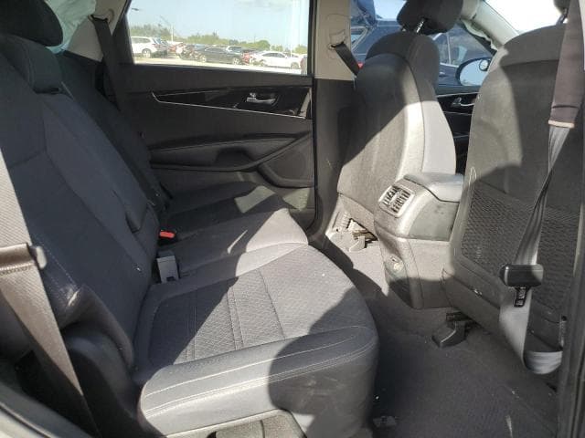 2018 KIA SORENTO LX LX 11