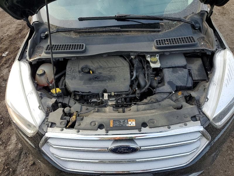 2017 FORD ESCAPE SE 12