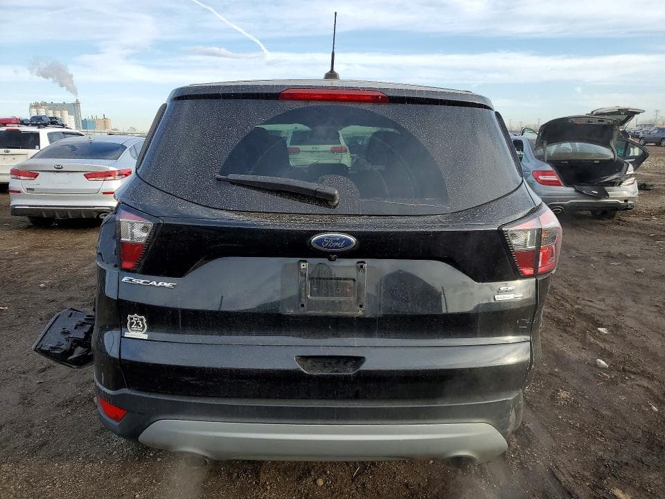 2017 FORD ESCAPE SE 6