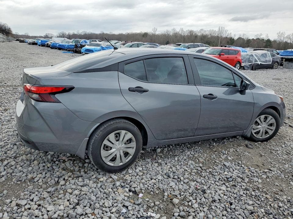 2020 NISSAN VERSA S 3