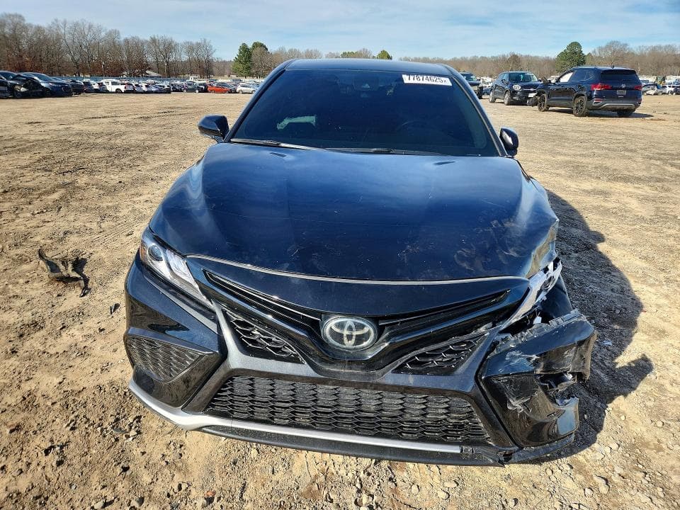 2024 TOYOTA CAMRY XSE 5