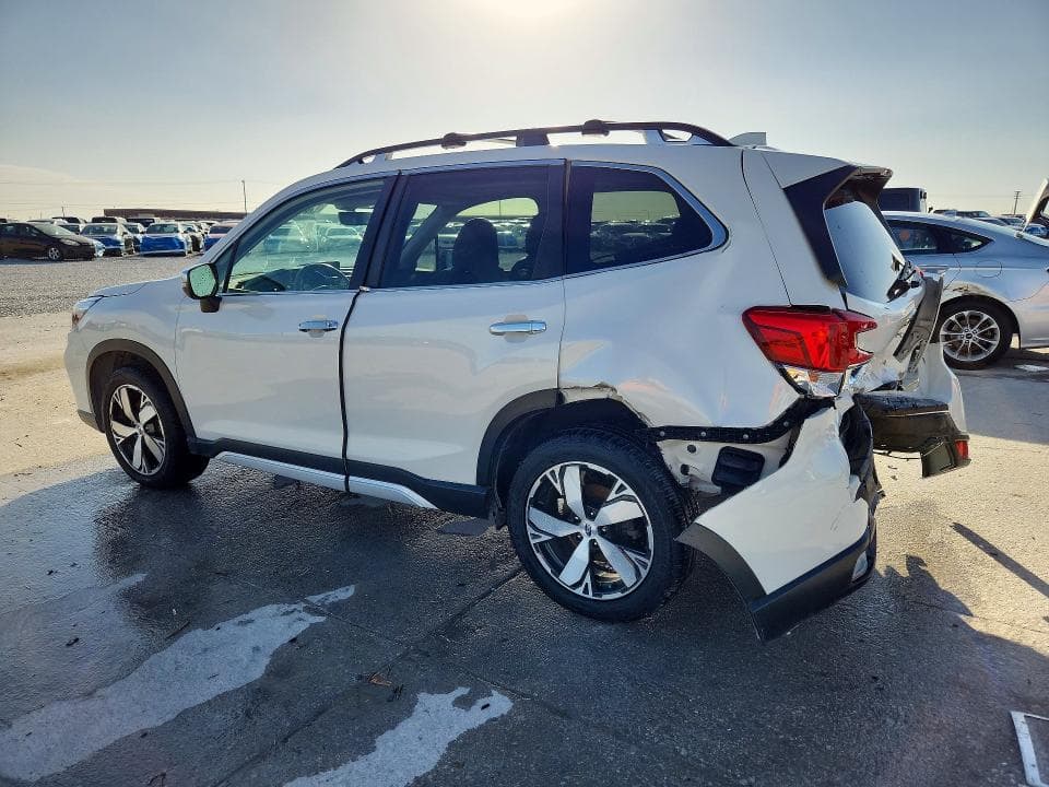 2019 SUBARU FORESTER TOURING 2