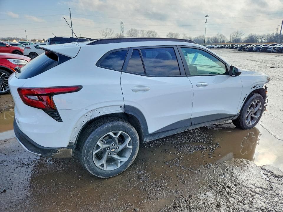 2025 CHEVROLET TRAX 1LT 3