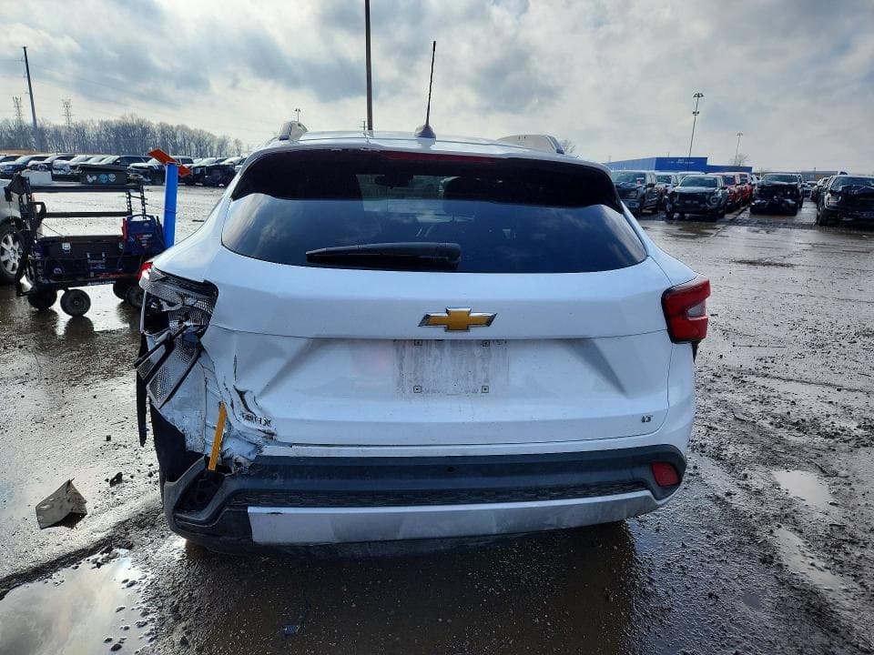 2025 CHEVROLET TRAX 1LT 6