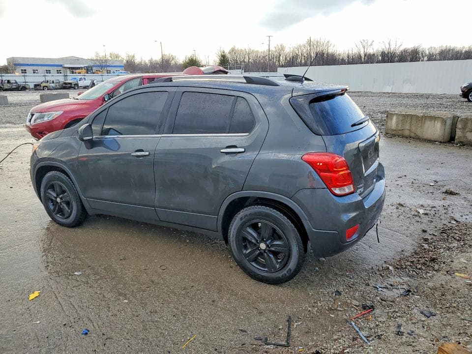 2017 CHEVROLET TRAX 1LT 2