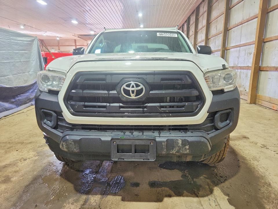 2017 TOYOTA TACOMA 5