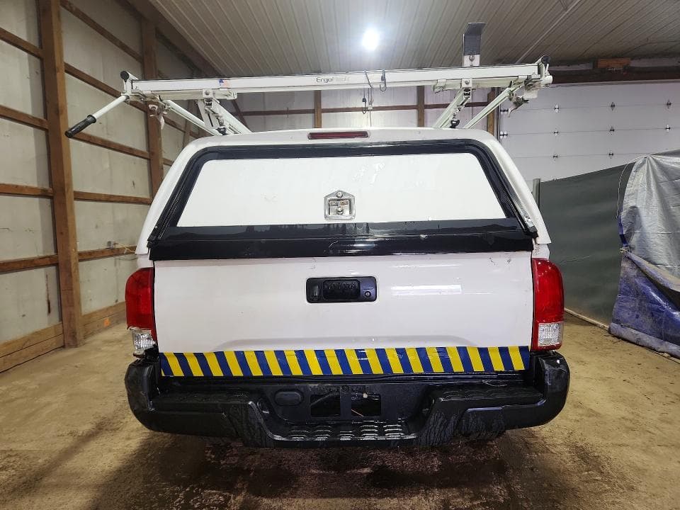 2017 TOYOTA TACOMA 6