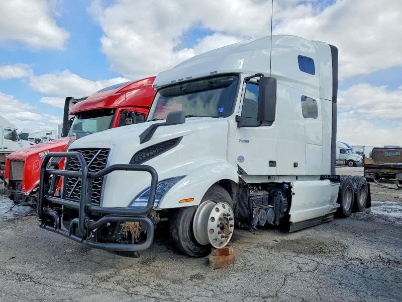 2020 VOLVO VNL SEMI TRUCK VNL 2