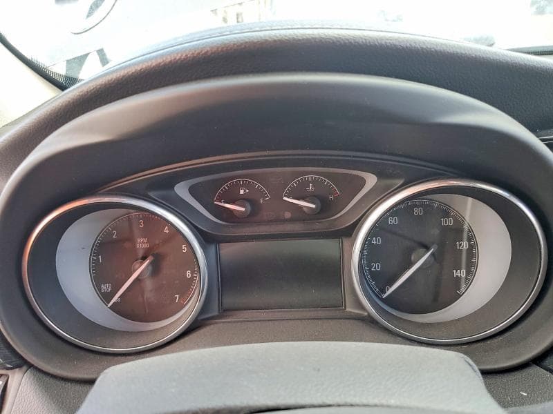2018 BUICK ENVISION ESSENCE ESSENCE 11