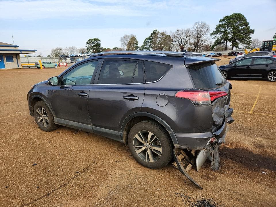 2018 TOYOTA RAV4 ADVENTURE 2