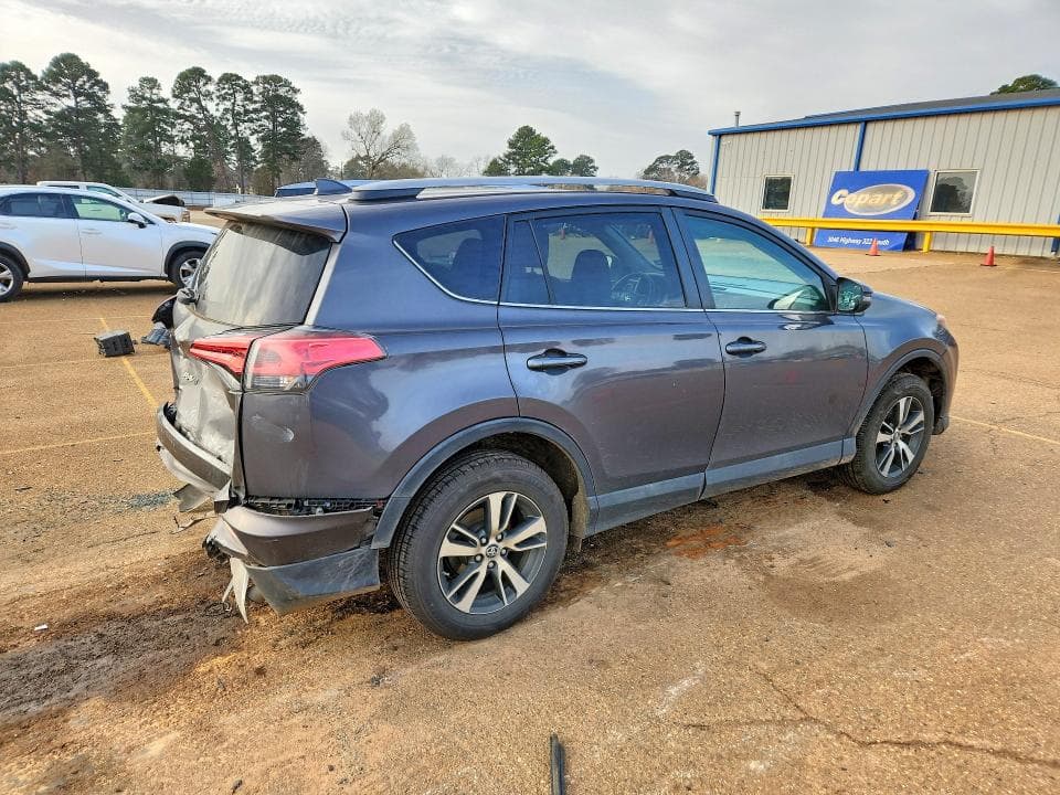 2018 TOYOTA RAV4 ADVENTURE 3