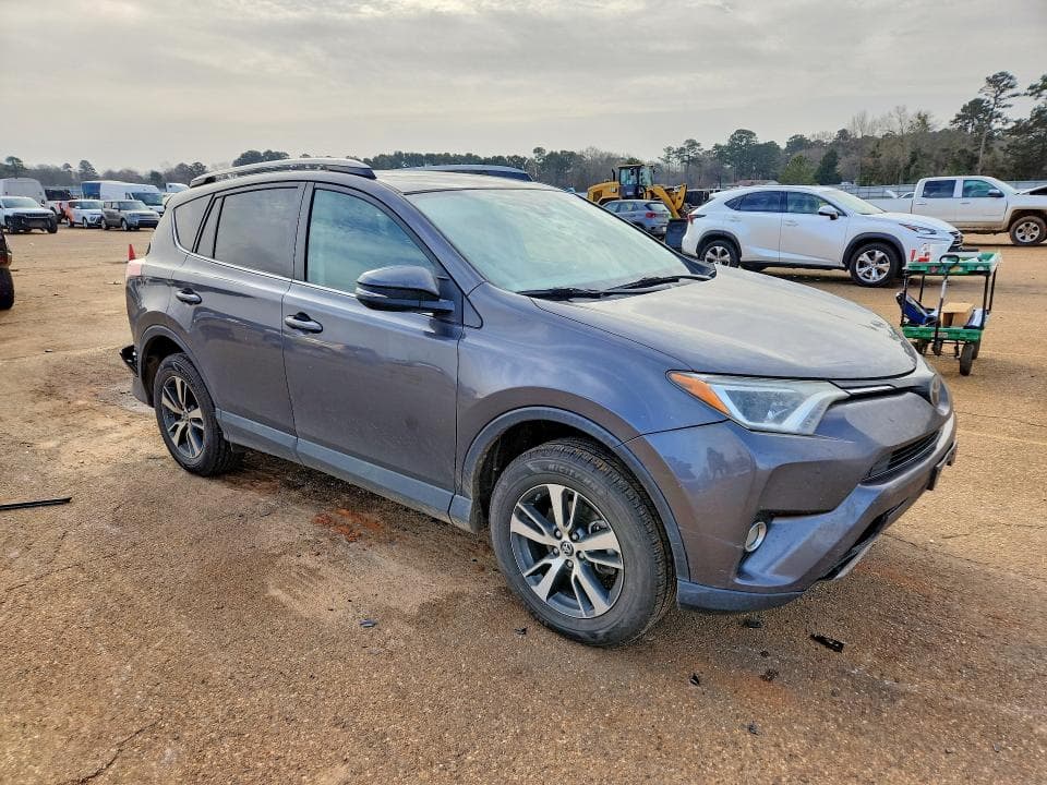 2018 TOYOTA RAV4 ADVENTURE 4