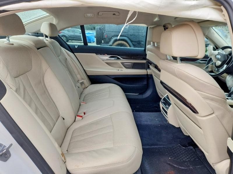 2020 BMW 740 I 10