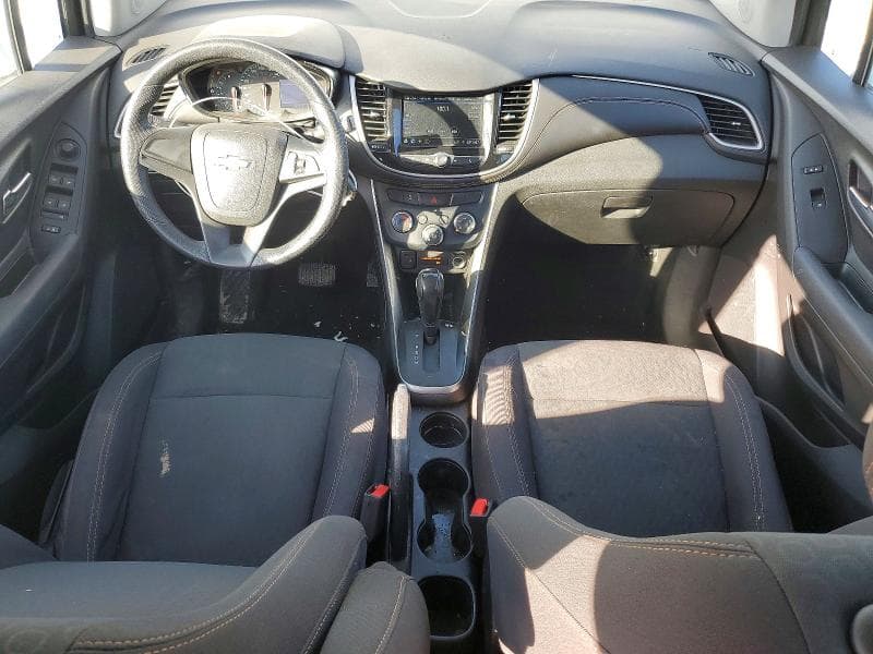 2019 CHEVROLET TRAX LS 8