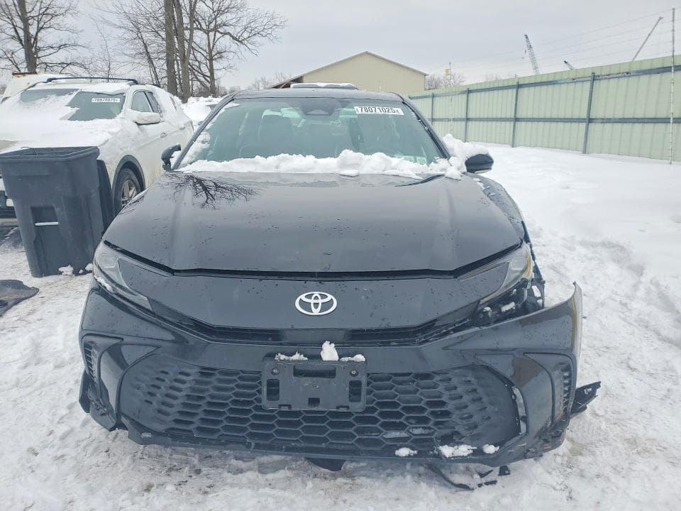 2025 TOYOTA CAMRY 5
