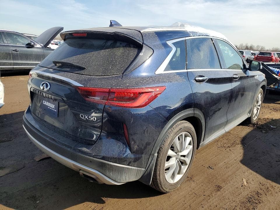 2021 INFINITI QX50 LUXE 3