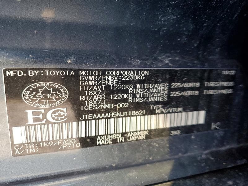 2022 TOYOTA VENZA LE 14