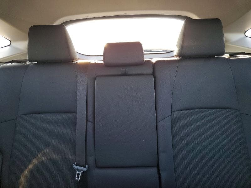 2022 TOYOTA VENZA LE 10