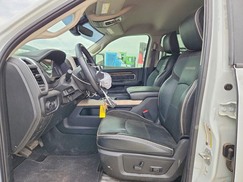 2024 RAM 3500 CAB & CHASSIS L 7