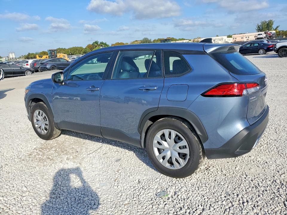 2024 TOYOTA COROLLA CROSS L 2