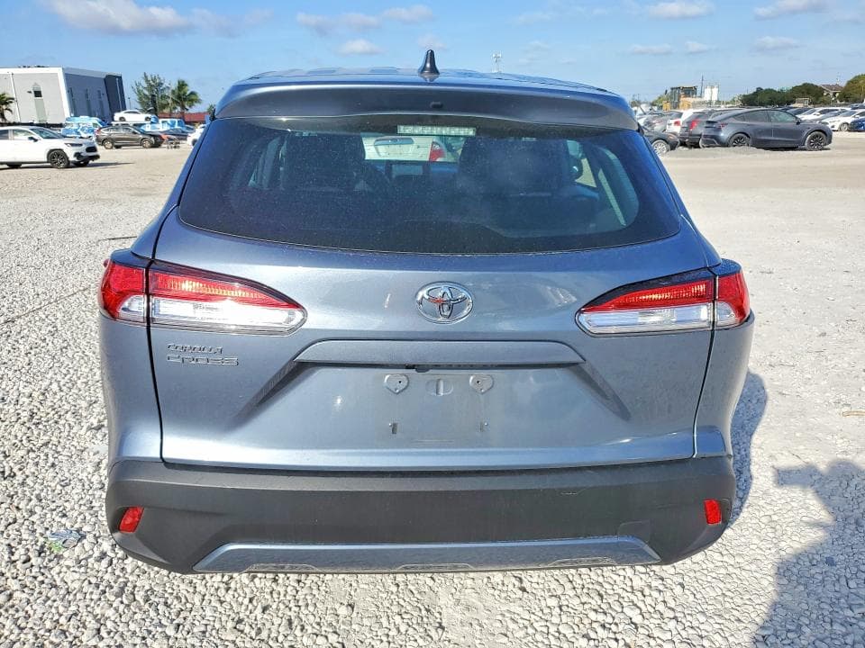 2024 TOYOTA COROLLA CROSS L 6