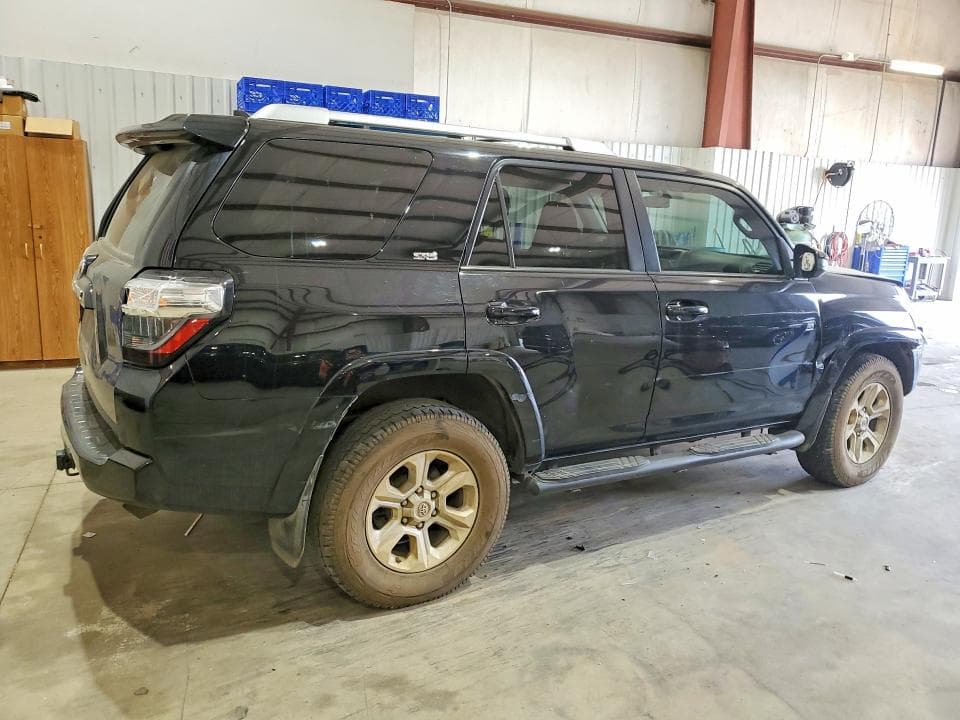 2018 TOYOTA 4RUNNER SR5 SR5 3