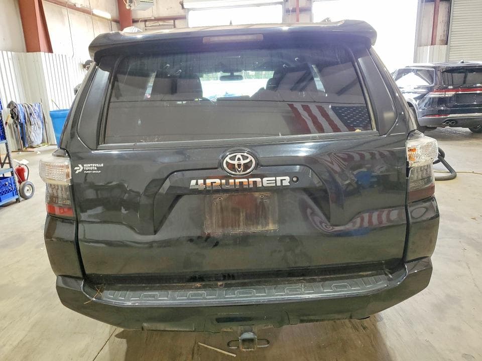 2018 TOYOTA 4RUNNER SR5 SR5 6