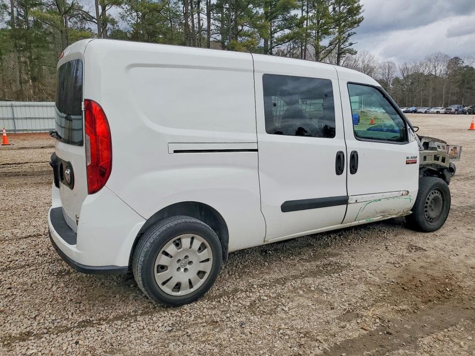 2017 RAM PROMASTER CITY SLT 3