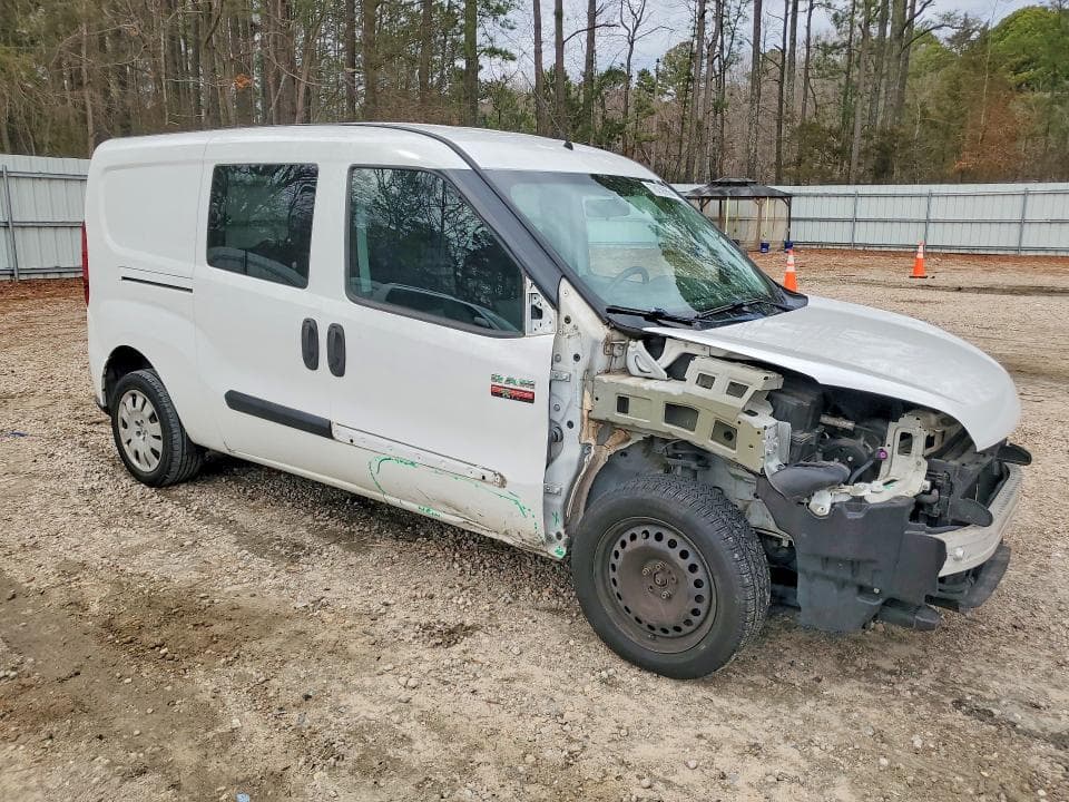2017 RAM PROMASTER CITY SLT 4