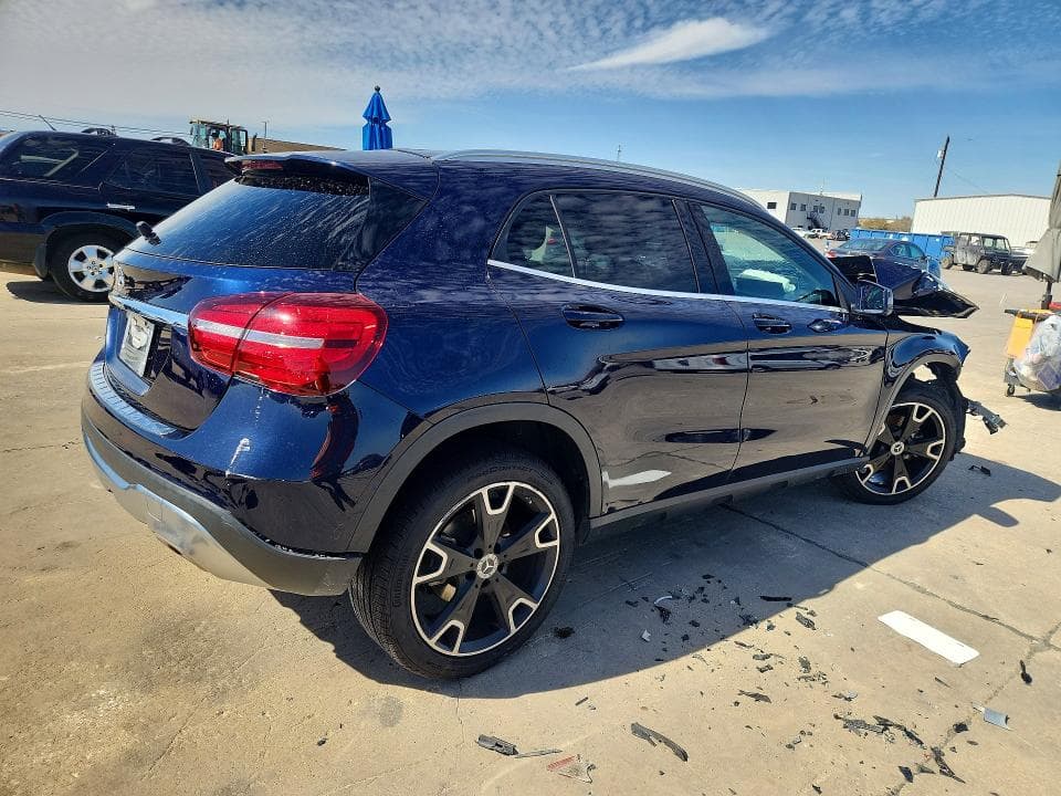 2019 MERCEDES-BENZ GLA 250 250 3