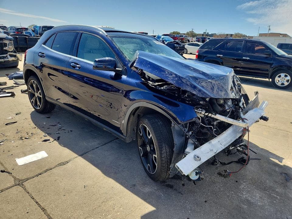 2019 MERCEDES-BENZ GLA 250 250 4
