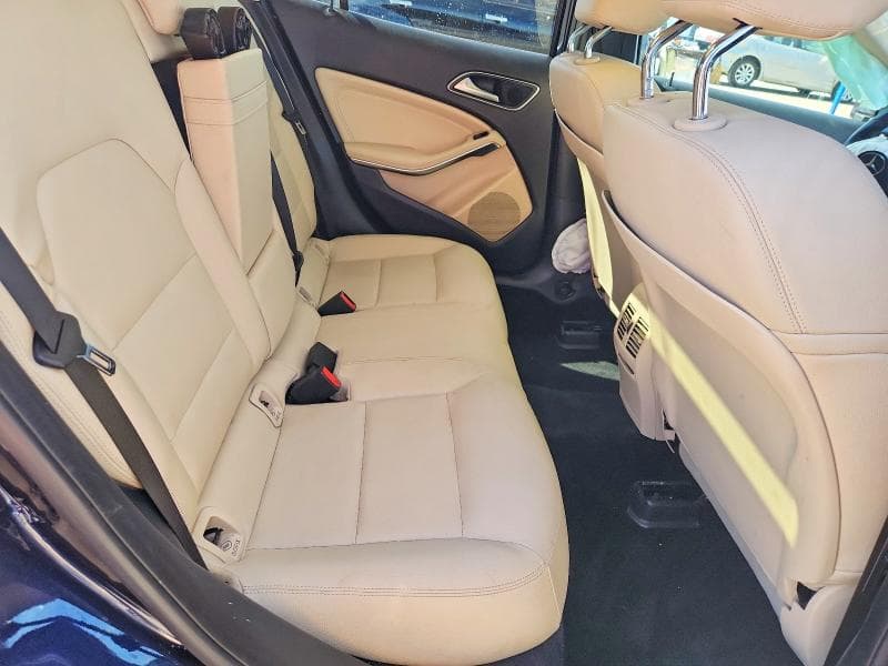 2019 MERCEDES-BENZ GLA 250 250 10