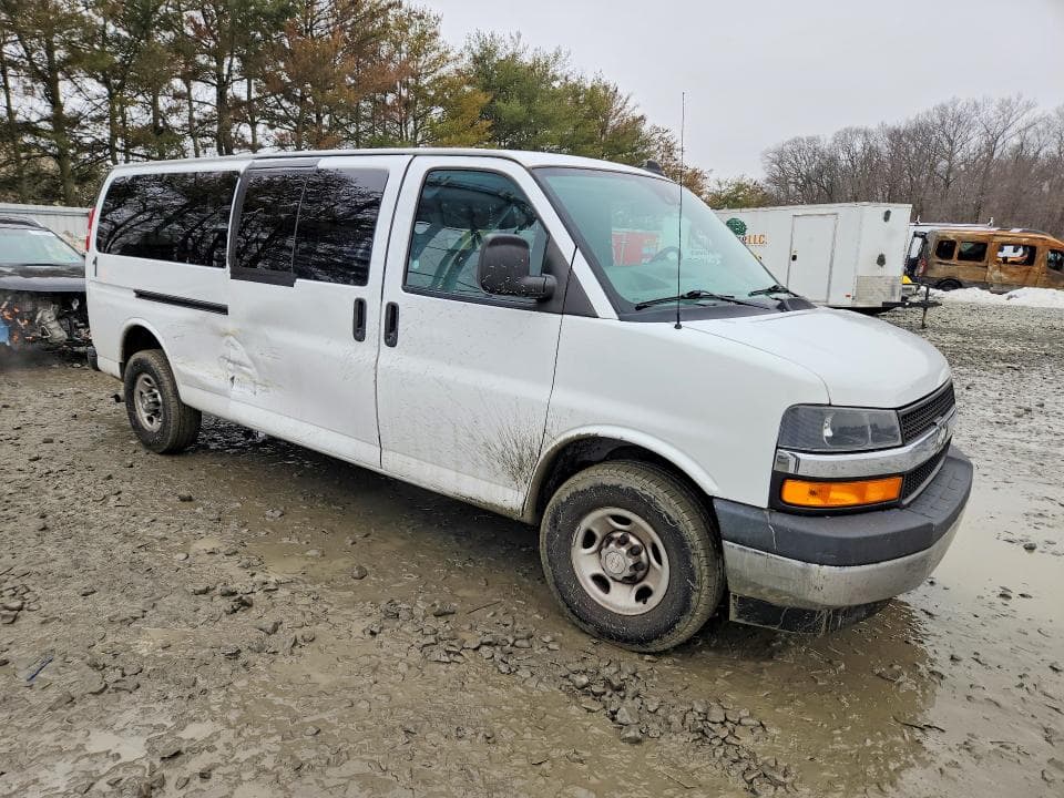 2019 CHEVROLET EXPRESS G3500 LT 4