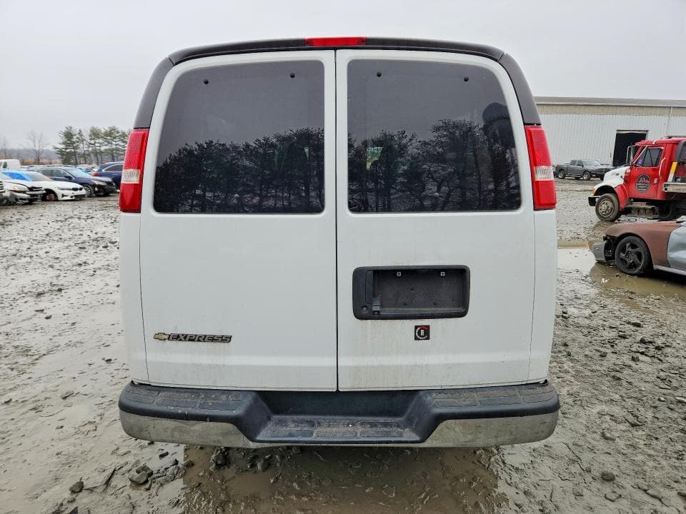 2019 CHEVROLET EXPRESS G3500 LT 6