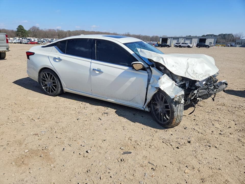 2021 NISSAN ALTIMA PLATINUM PLATINUM 4