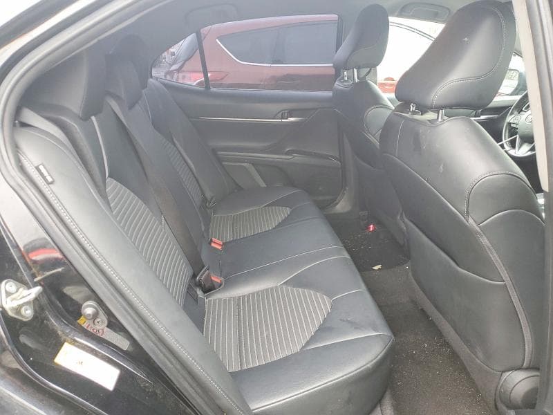 2019 TOYOTA CAMRY L L 10
