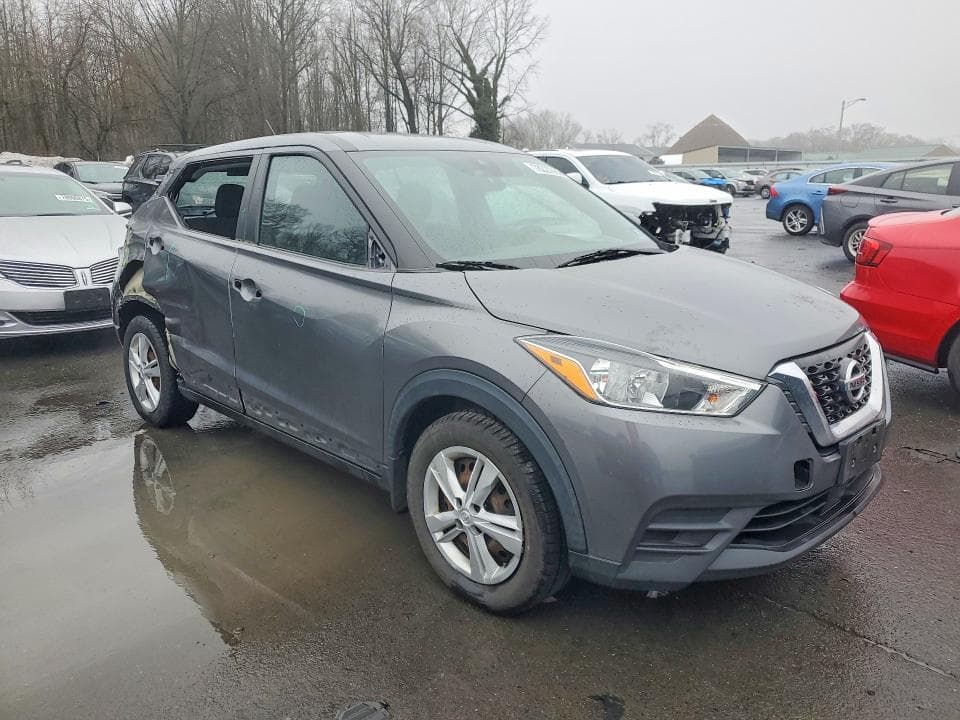 2020 NISSAN KICKS S S 4