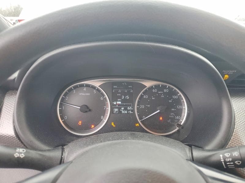 2020 NISSAN KICKS S S 9