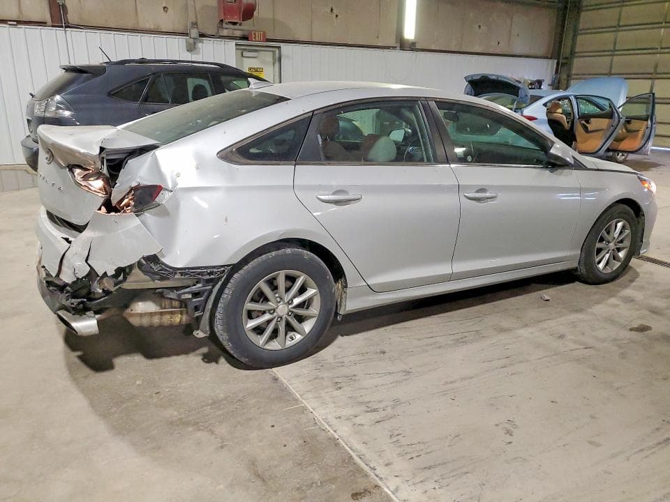 2019 HYUNDAI SONATA SE 3