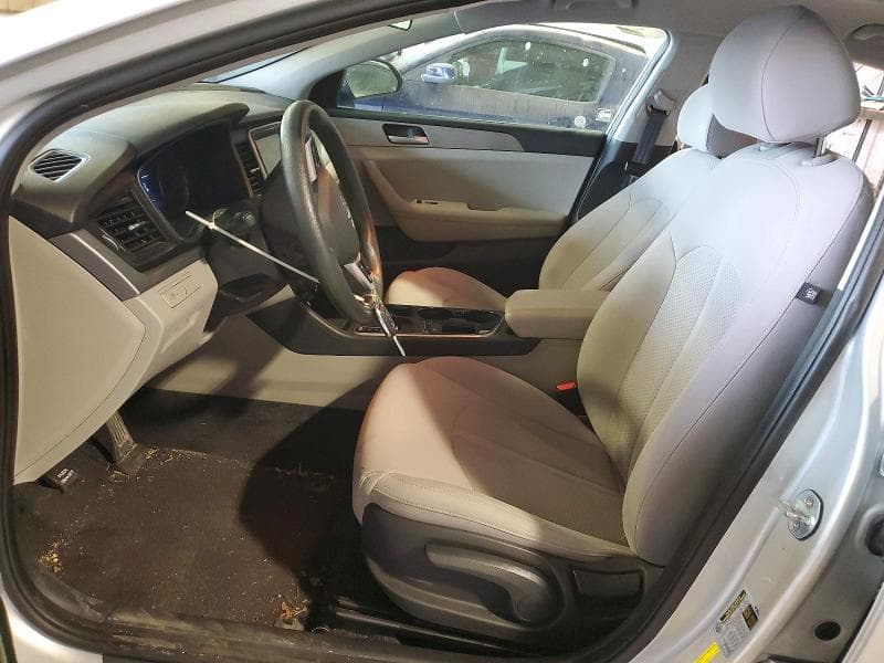 2019 HYUNDAI SONATA SE 7