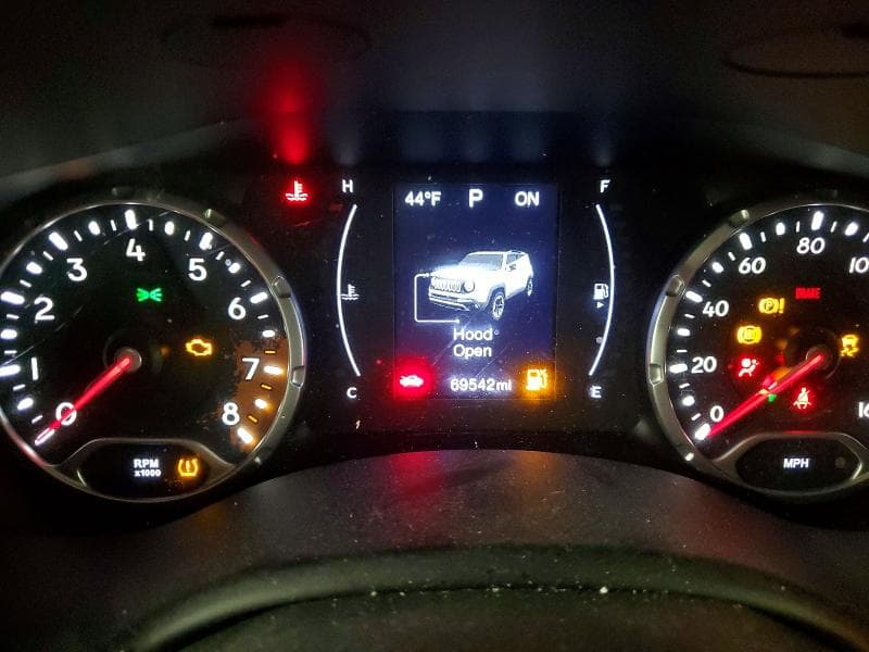 2018 JEEP RENEGADE LATITUDE 9