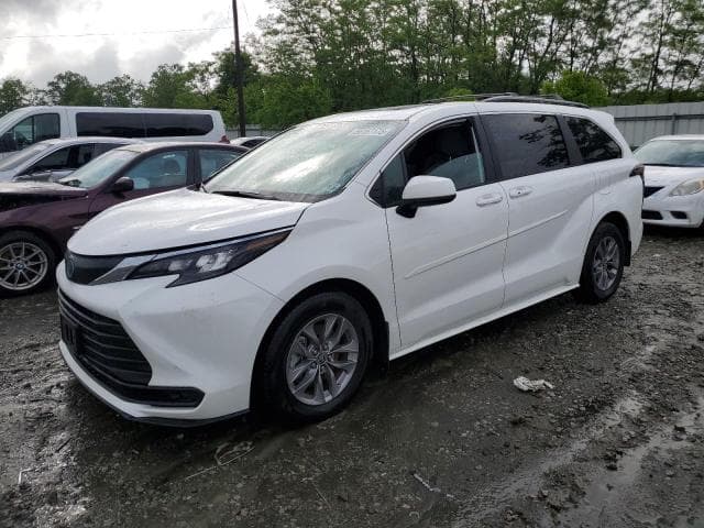 2025 TOYOTA SIENNA LE LE 2